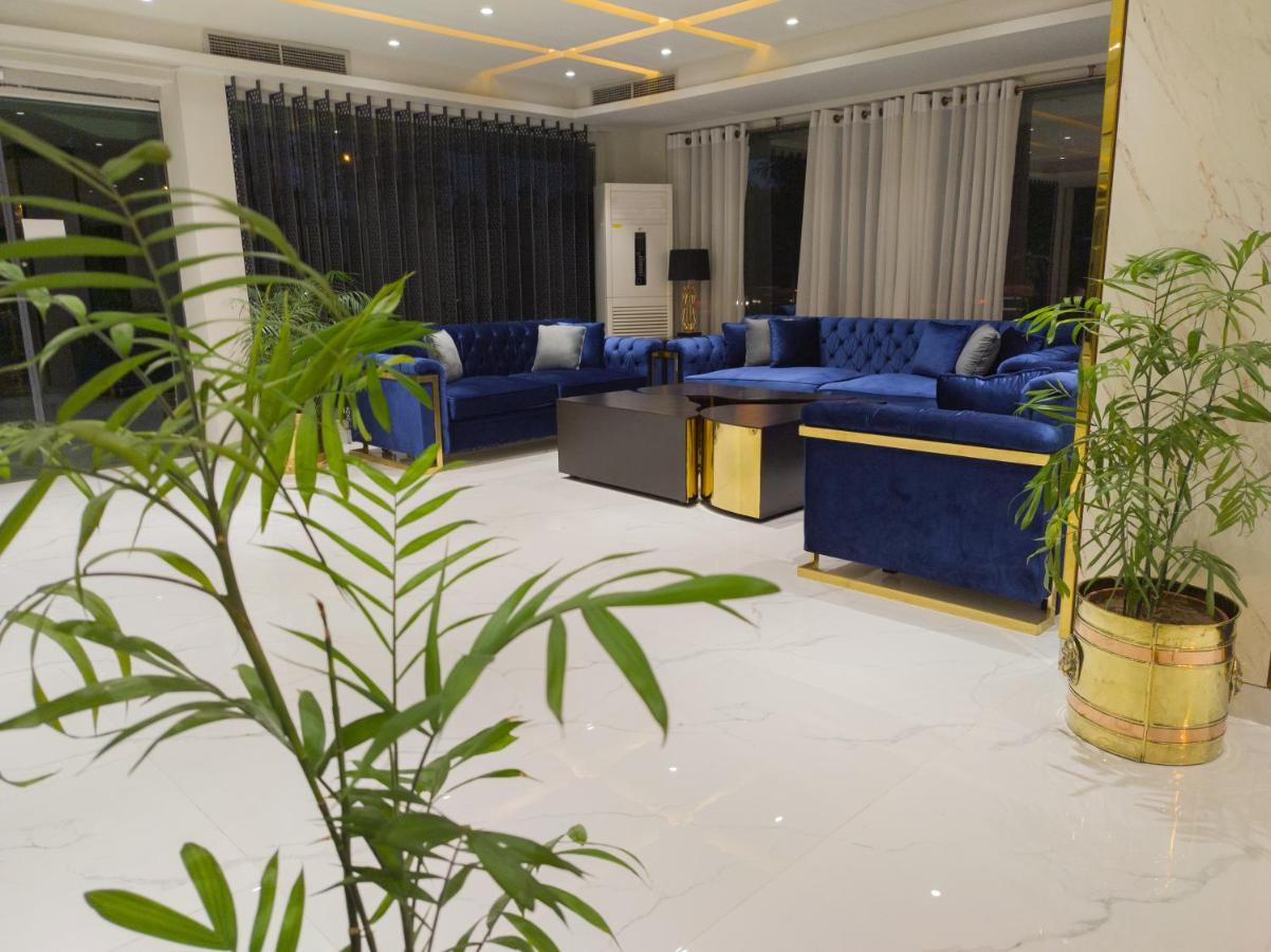 איסלמאבד Envoy Continental Hotel מראה חיצוני תמונה