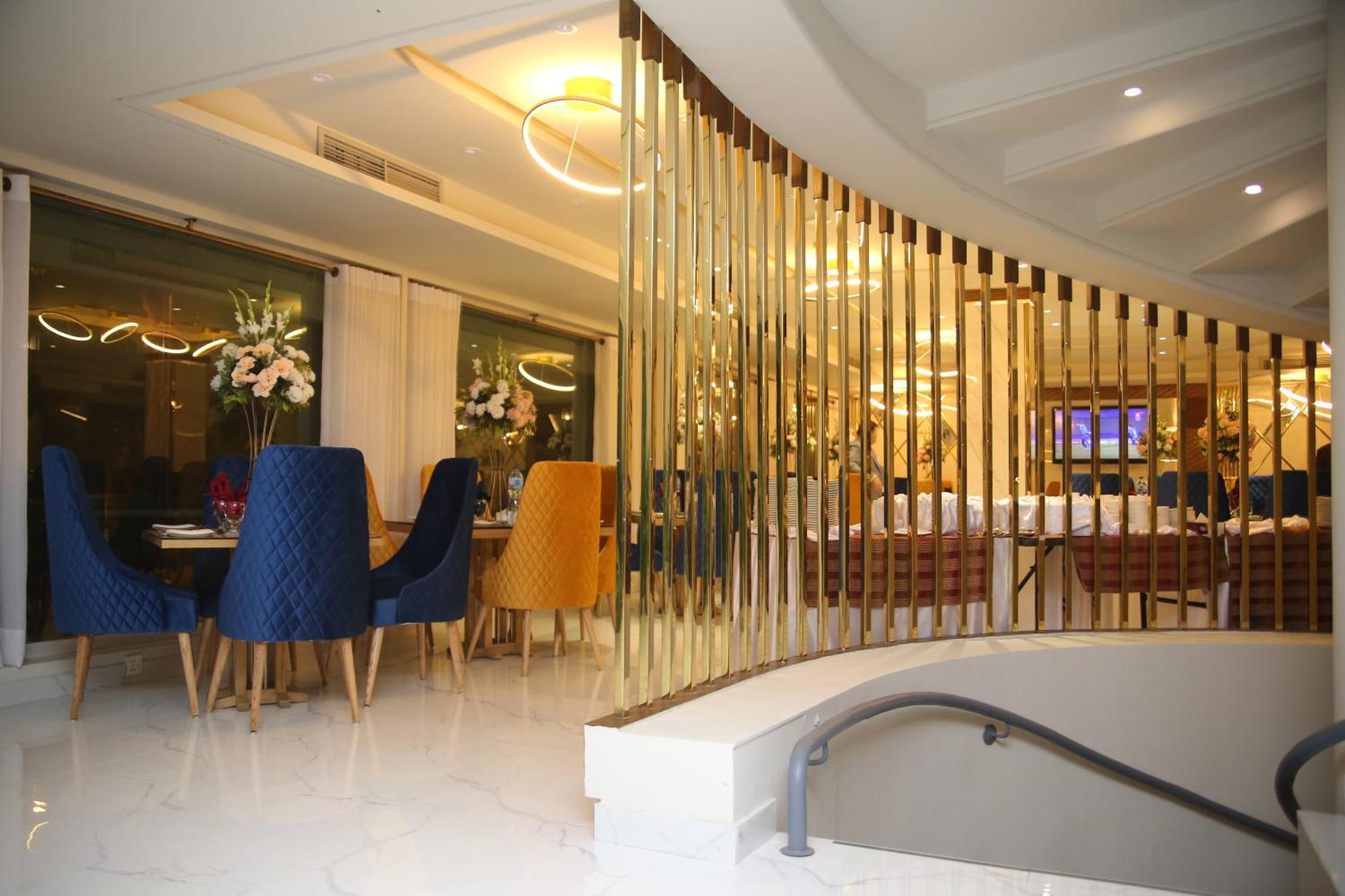 איסלמאבד Envoy Continental Hotel מראה חיצוני תמונה