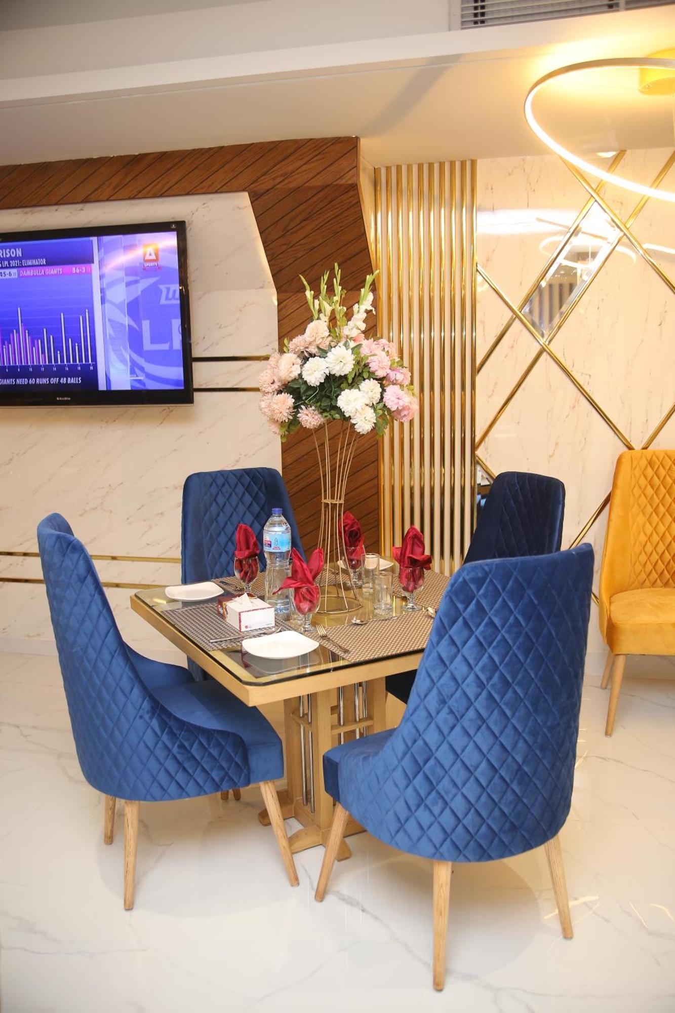 איסלמאבד Envoy Continental Hotel מראה חיצוני תמונה