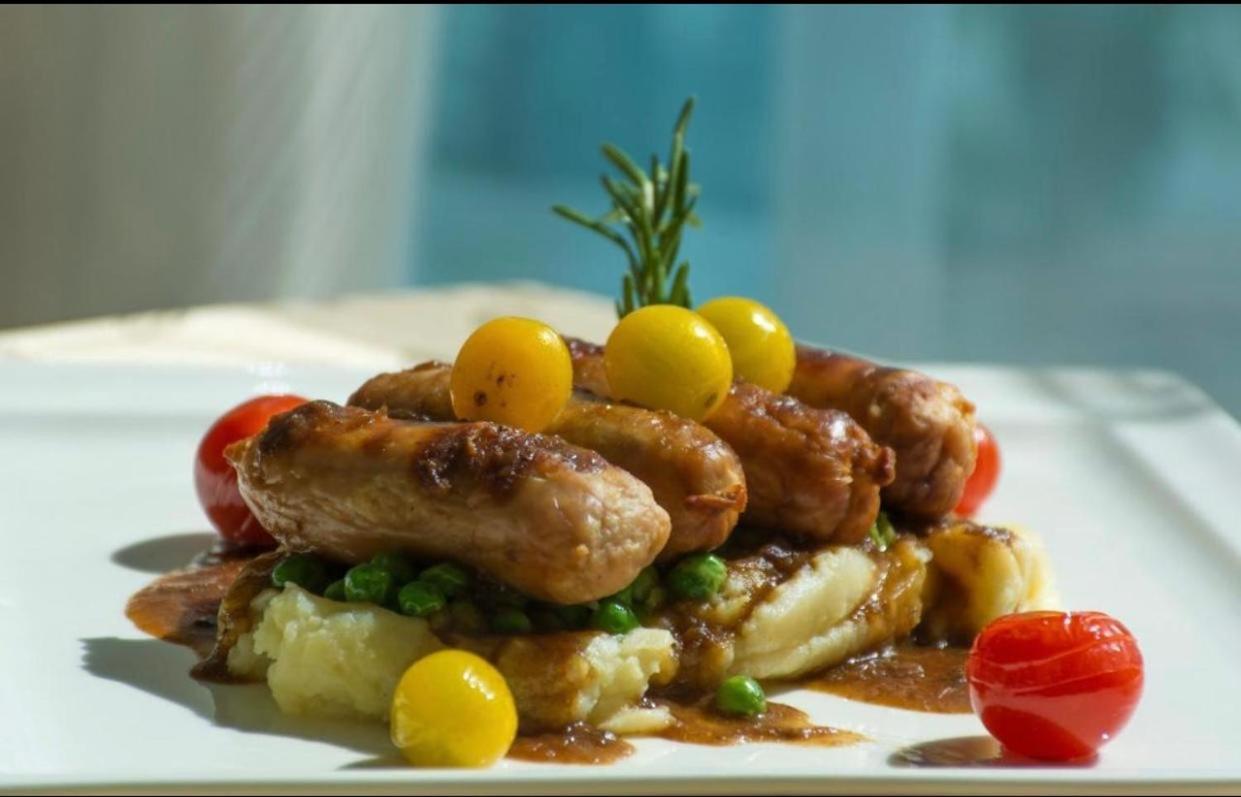 איסלמאבד Envoy Continental Hotel מראה חיצוני תמונה